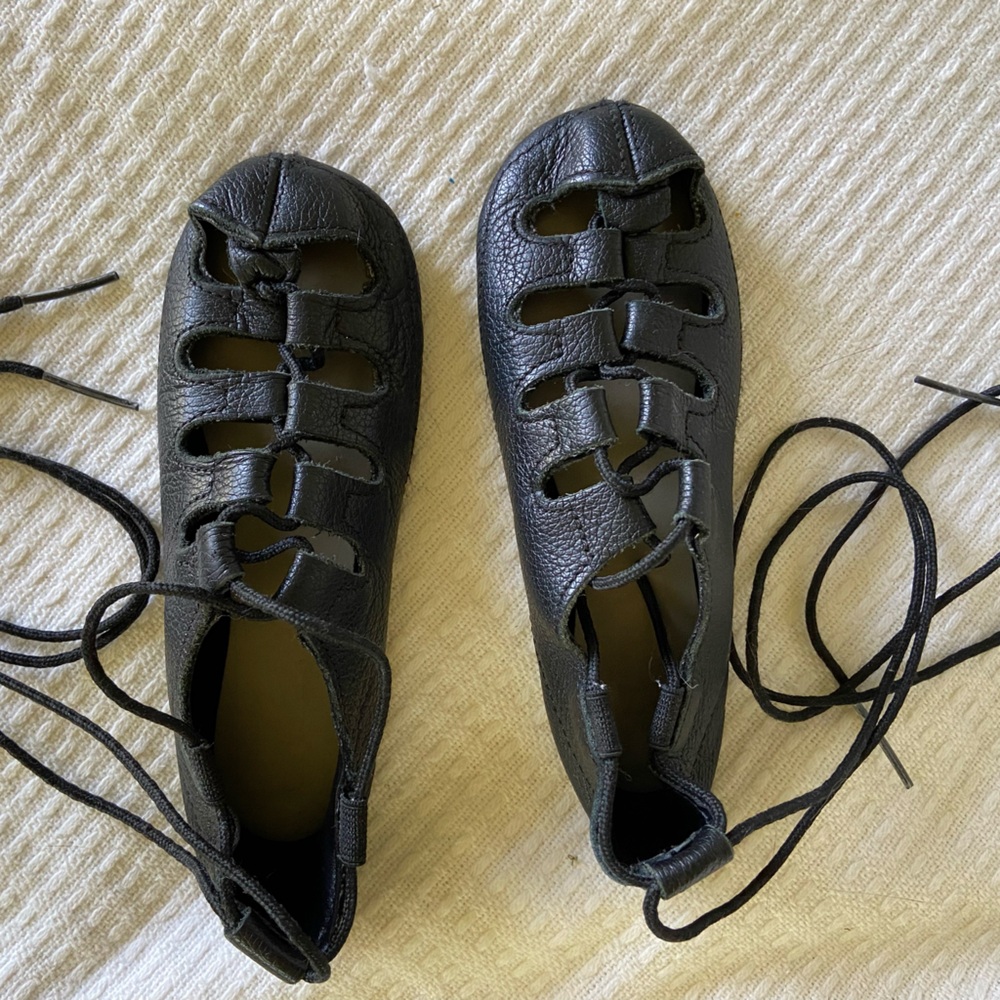Girls size 13 Irish dance ghillies